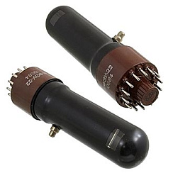 Фото-эл. умножитель: ФЭУ-22