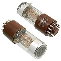 Фото-эл. умножитель: ФЭУ-62