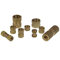 Втулка: закладная с отверстием M2, L=3мм